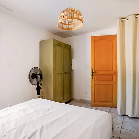 La Romana Pour 12 Personnes Avec Piscine Privée à * Nîmes