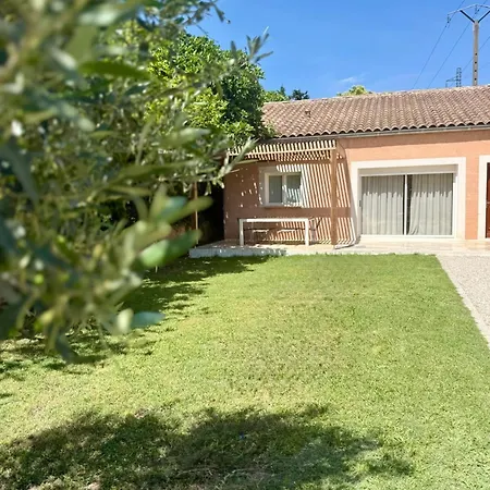 La Romana Pour 12 Personnes Avec Piscine Privée à Nîmes